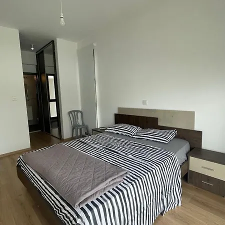 Town Villa With Private Pool * Larnaca